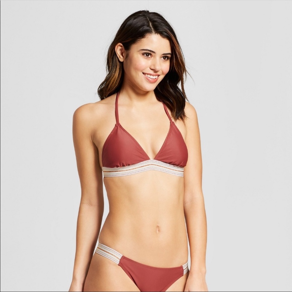 Sporty Shimmer Bikini Top